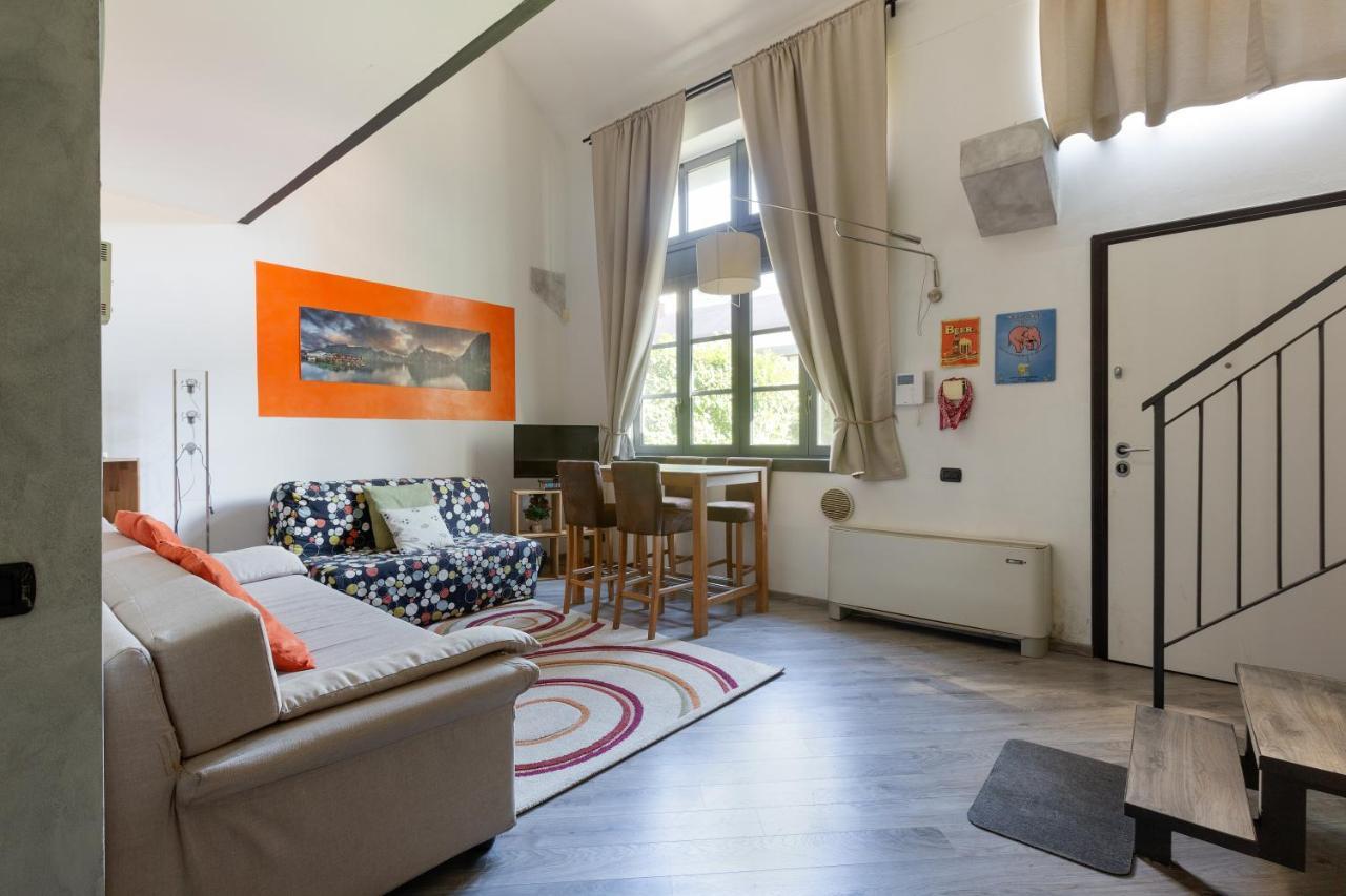Guesthost - Milano Vigentino Loft With Terrace Ngoại thất bức ảnh