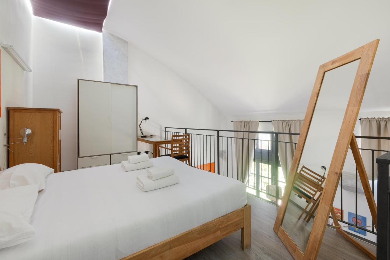 Guesthost - Milano Vigentino Loft With Terrace Ngoại thất bức ảnh